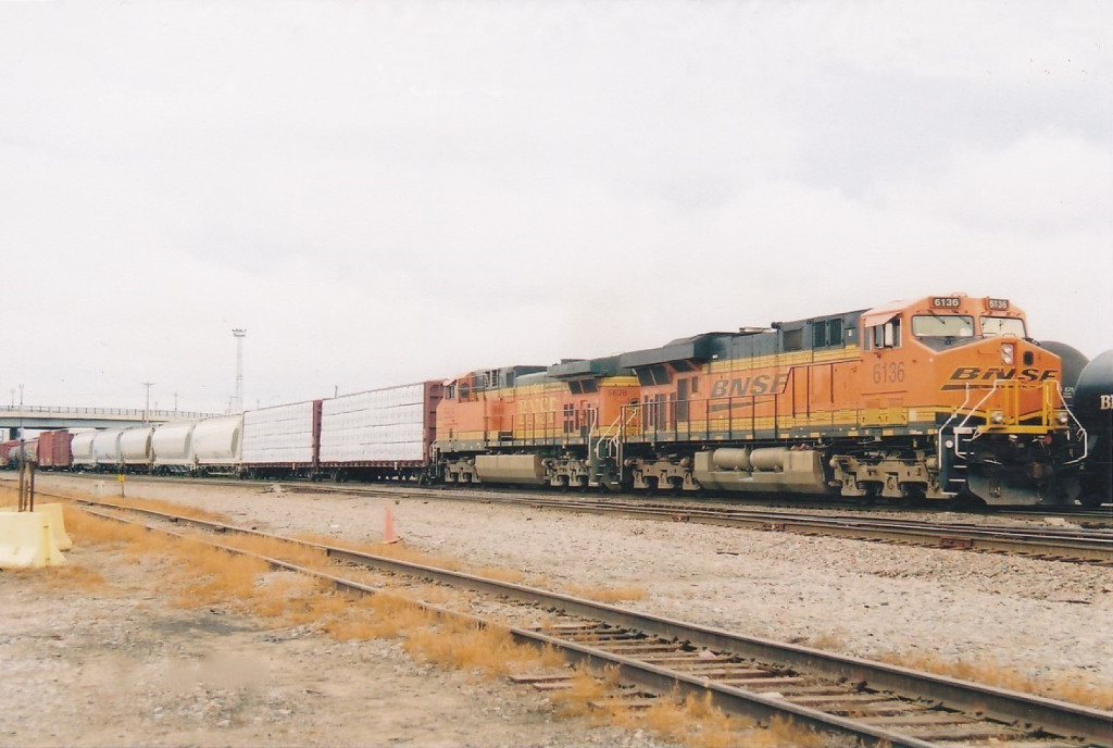 BNSF 6136 East